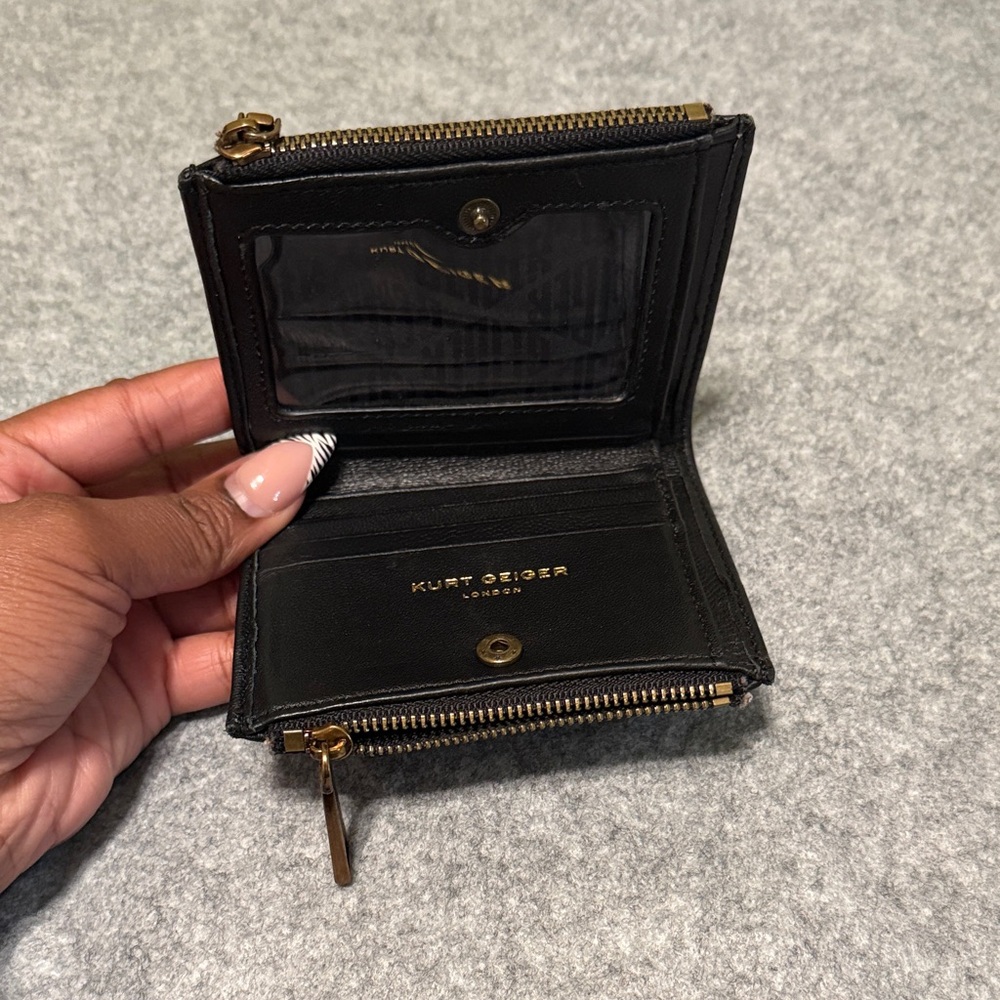 Kurt Geiger Black Quilted Leather Coin Wallet with Gold Tone Hardware - Picture 5 of 5